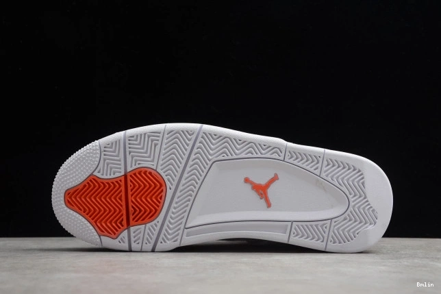 Boostmaster lin 4 Team Air OrangeCT8527-118 Jordan 0820
